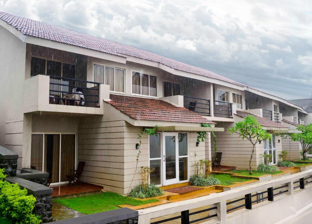 Manas Resort With Petting Zoo, Igatpuri Exterior foto