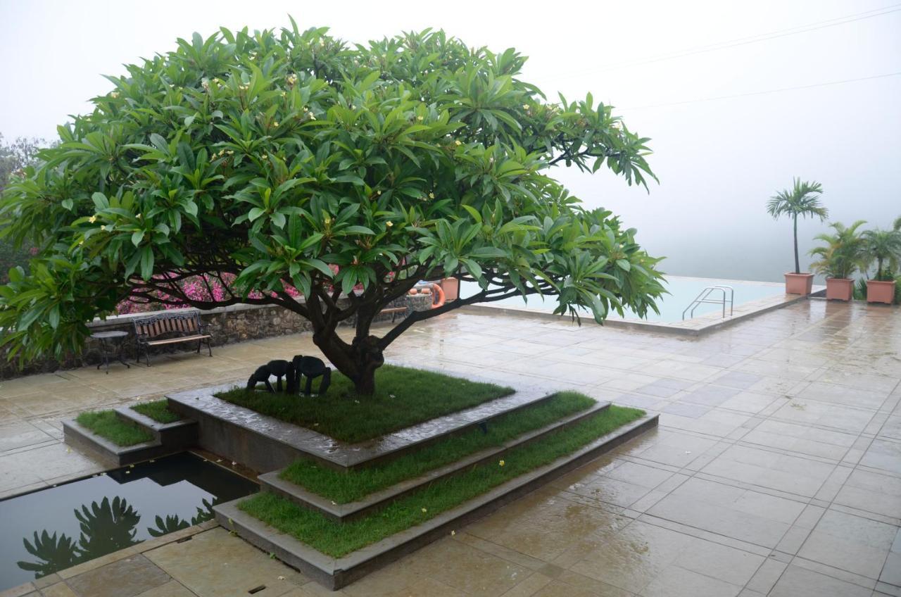 Manas Resort With Petting Zoo, Igatpuri Exterior foto