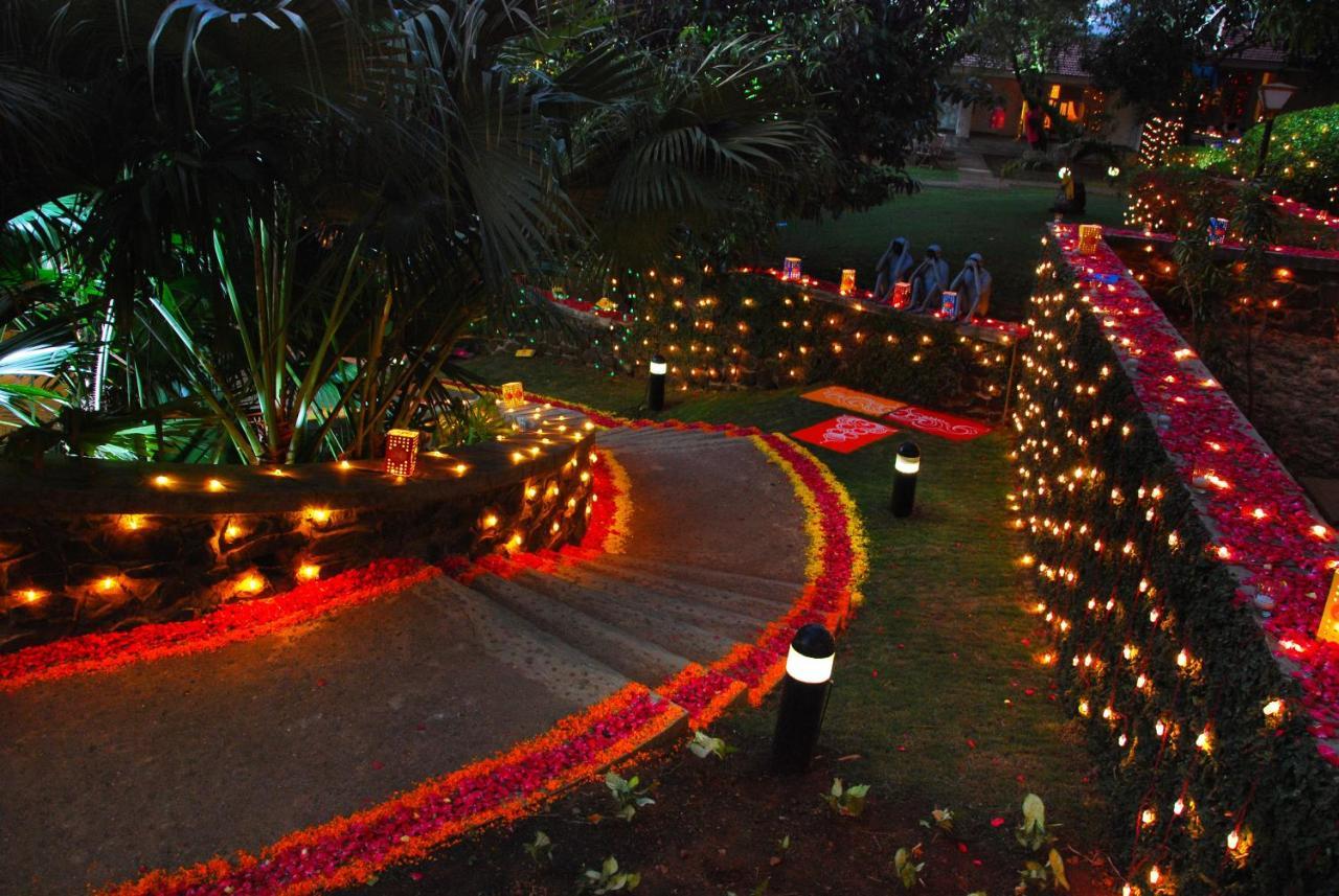Manas Resort With Petting Zoo, Igatpuri Exterior foto